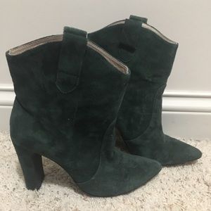 Hunter suede boots
